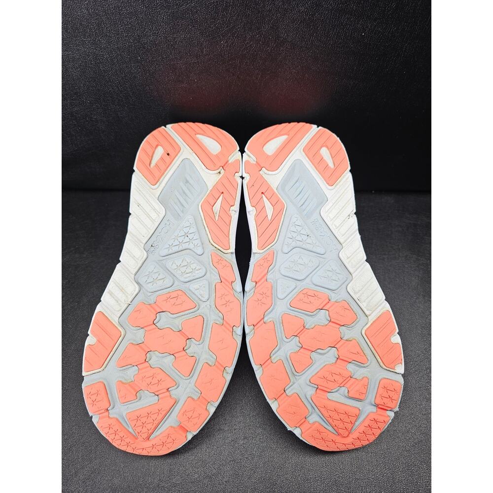 Wide Hoka Women 7.5 Comfy footwear - Picture 6 of 10